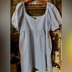 Old Navy Blue Gingham Puff Sleeve Sweetheart Neck
